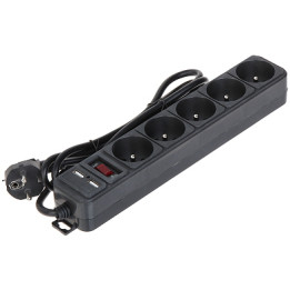 VIRRANJAKOYKSIKKÖ AK-SP-05U (5 OUTLETTIÄ + 2 USB) AKYGA