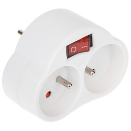 MACLEAN ENERGY MCE-31 Socket with Switch 3680W