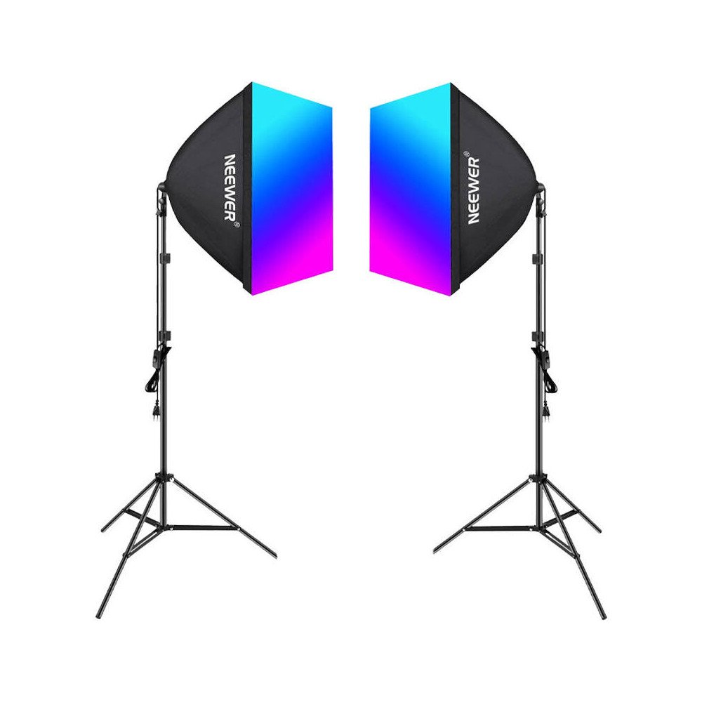 Sarja Newer NK800 kaksi softboxia + polttimot RGB 24W 2700-6500K + kolmijalat + barndoors
