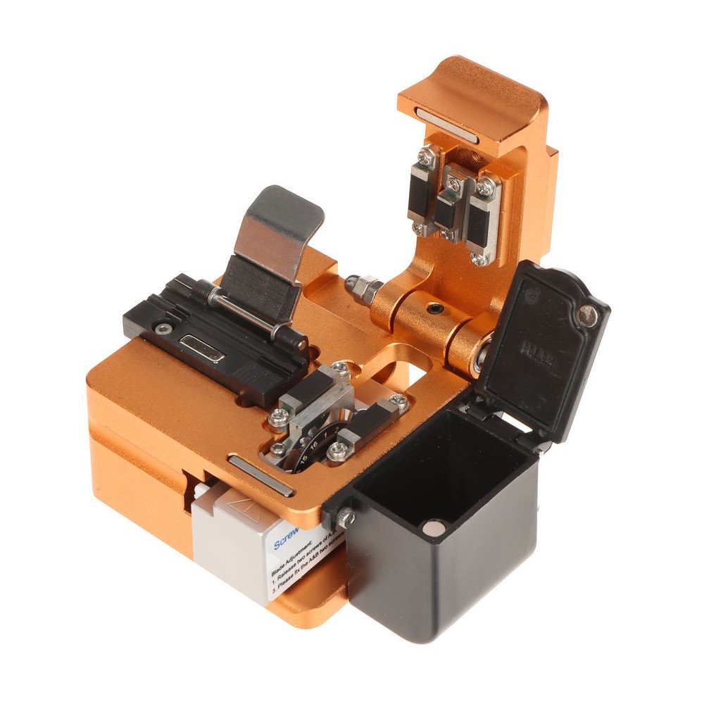 AI-9 optiskas skiedras savienotajs