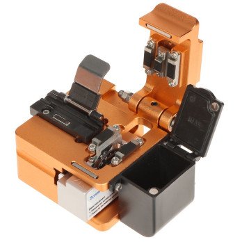 AI-9 optiskas skiedras savienotajs