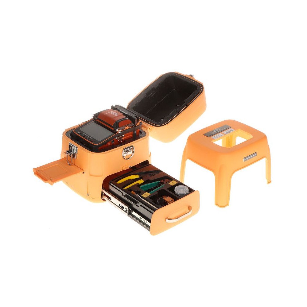 AI-9 optiskas skiedras savienotajs