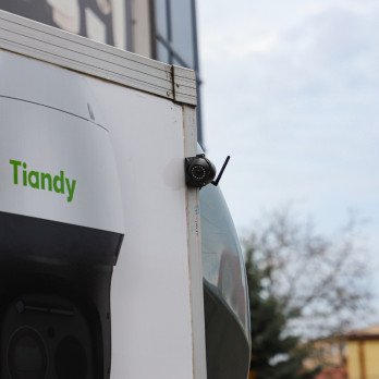 VIDI-MM-KAM2-WIFI-puolen mobiilikamera VIDI-MM-4CH-WIFI-valvontasarjalle