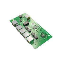 QuWireless SCA6E PoE -kytkin