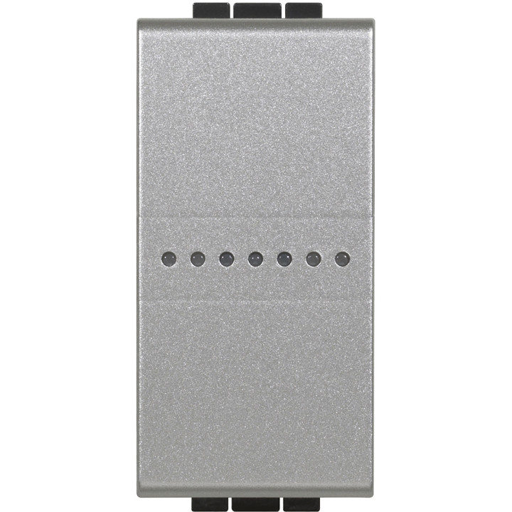 Dimmer/lüliti ühildub lampidega (LED, halogeen) maksimaalse võimsusega 150W 230V juures (või 75W 110V juures).
