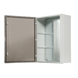 Korpuss virsapmetuma 511x711x253mm ar montāžas plati un ar caurspīdīgām durvīm     IP65