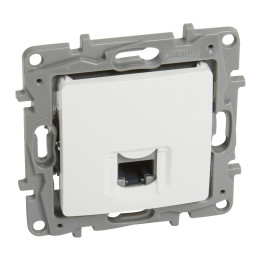 Legrand Niloe RJ45 Cat6 UTP белый