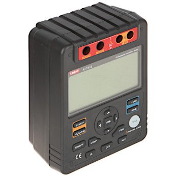 IZOLIACIJOS ATSPARUMO MATUOKLIS UT-512 UNI-T