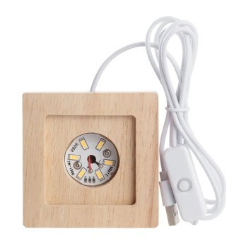 LED-jalusta, joka on suunniteltu sopimaan suorakaiteen muotoiseen K9 xTool -kuutioon