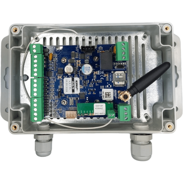 Ropam MultiLTE-RF/AT-GSM-MINI90 в защищенном от атмосферных воздействий корпусе с блоком питания