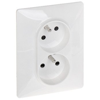 DUBULTAS ligzdas kontaktligzdas LE-753186 Valena Life 230 V 16 A LEGRAND