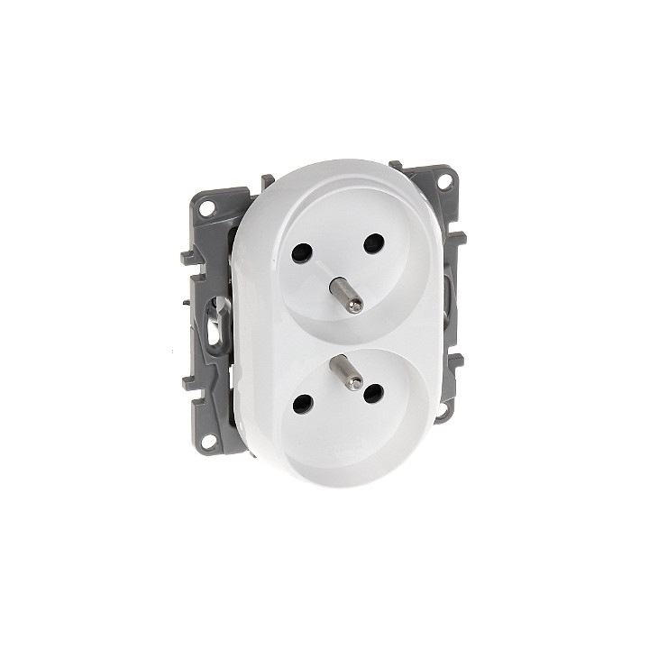 DOUBLE SOCET OUTLET LE-764542 Niloe 230 V 16 A LEGRAND