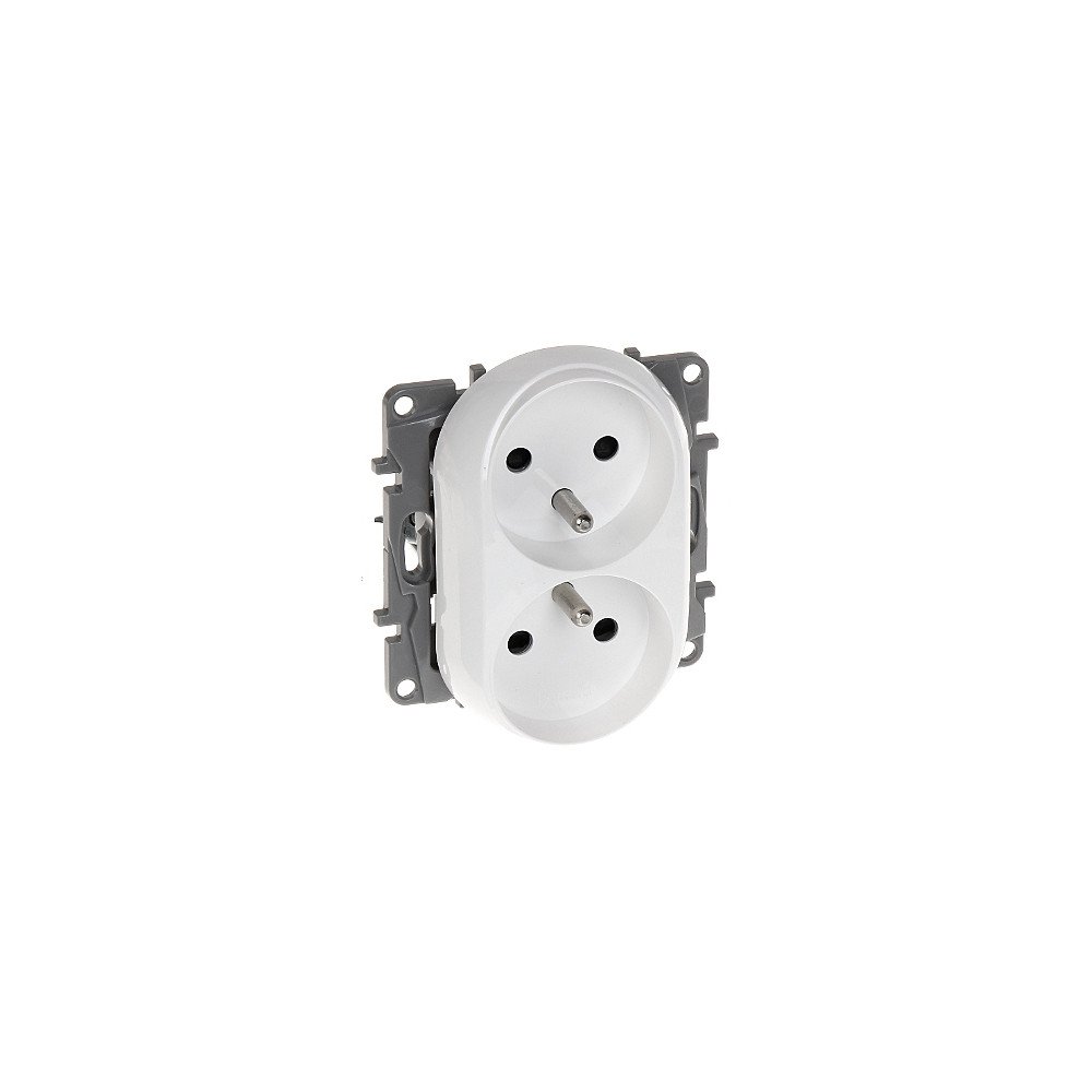 DOUBLE SOCET OUTLET LE-764542 Niloe 230 V 16 A LEGRAND