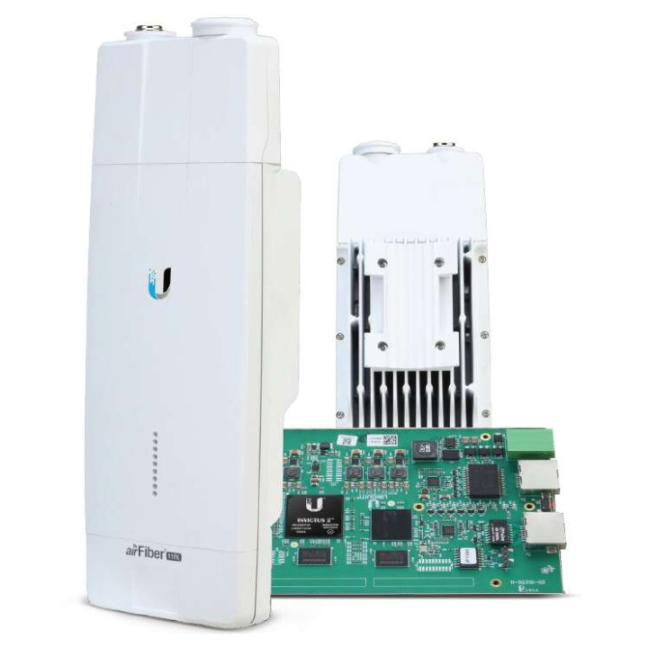 Ubiquiti AirFiber 11GHz punkt-punkti sild (AF-11FX)