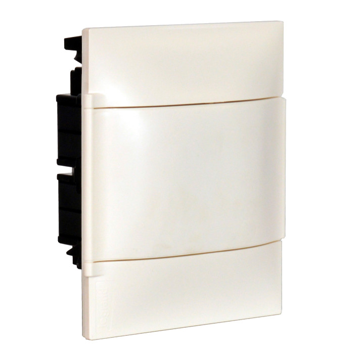 LEGRAND 1X6M FLUSH SKAPIS BALTĀS DURVIS E+N IZKLĀJUMA BLOKS MŪRA SIENAI